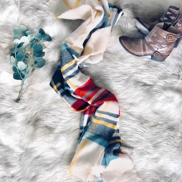 Accessories - 🌿 Multi-colored Plaid Blanket Scarf 🌿